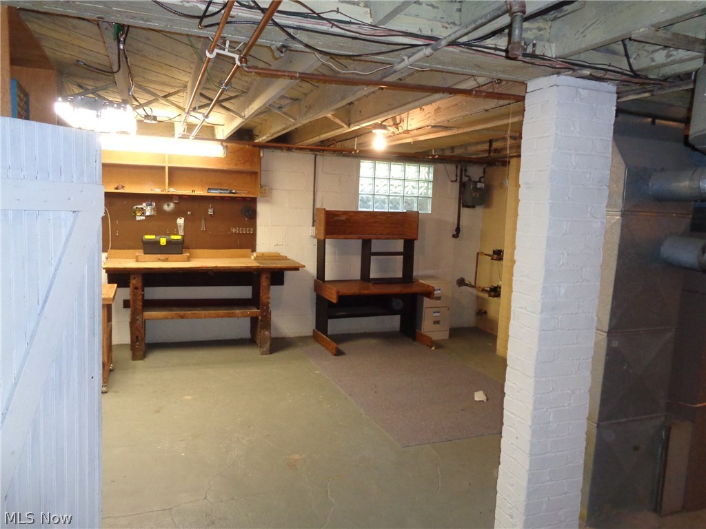 Earl Ave - Residential Income