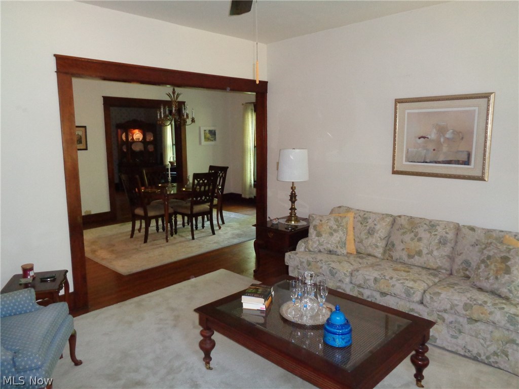 Earl Ave - Residential Income