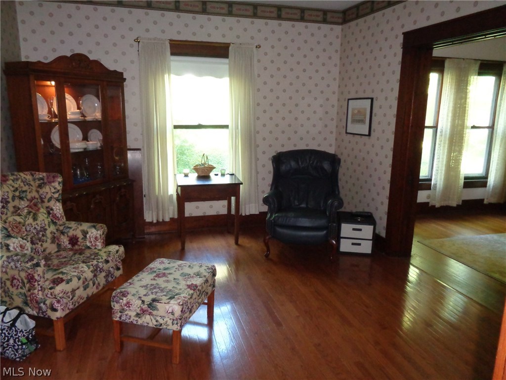 Earl Ave - Residential Income