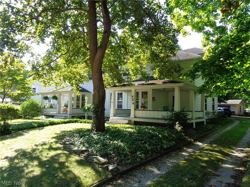 Earl Ave - Residential Income