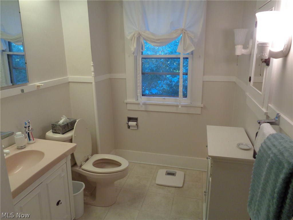 Earl Ave - Residential Income