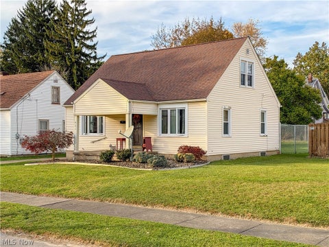 Tiny photo for 426 Joan Avenue, Girard, OH 44420 (MLS # 5257567)