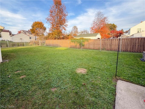 Tiny photo for 426 Joan Avenue, Girard, OH 44420 (MLS # 5257567)