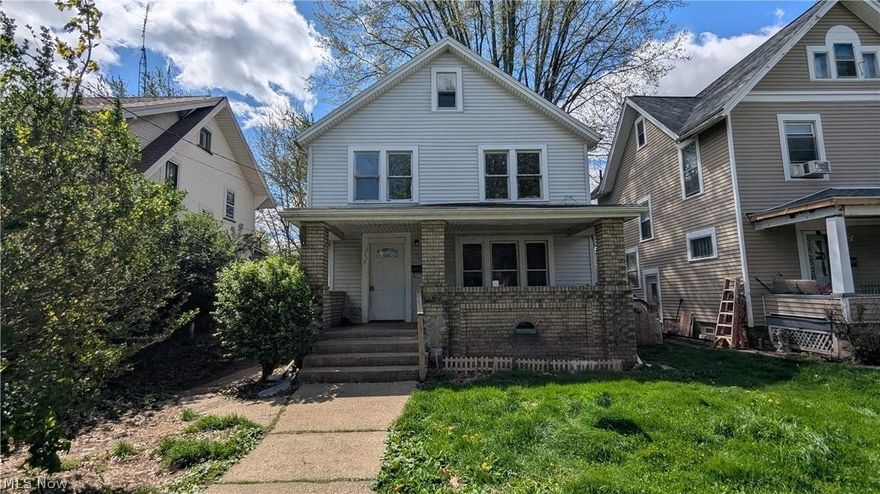 Wonderful investment opportunity!  

This 3-bedroom, 1-bath home presents a great opportunity for investors seeking a reliable long-term rental. Functional floor plan includes comfortable bedroom sizes and a full bathroom. Well-suited for buy-and-hold investors looking to build consistent cash flow and long-term equity. A great addition to a rental portfolio. Schedule a showing today!