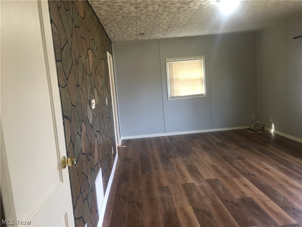 Eastland Allotment/4th Add - Residential Lease