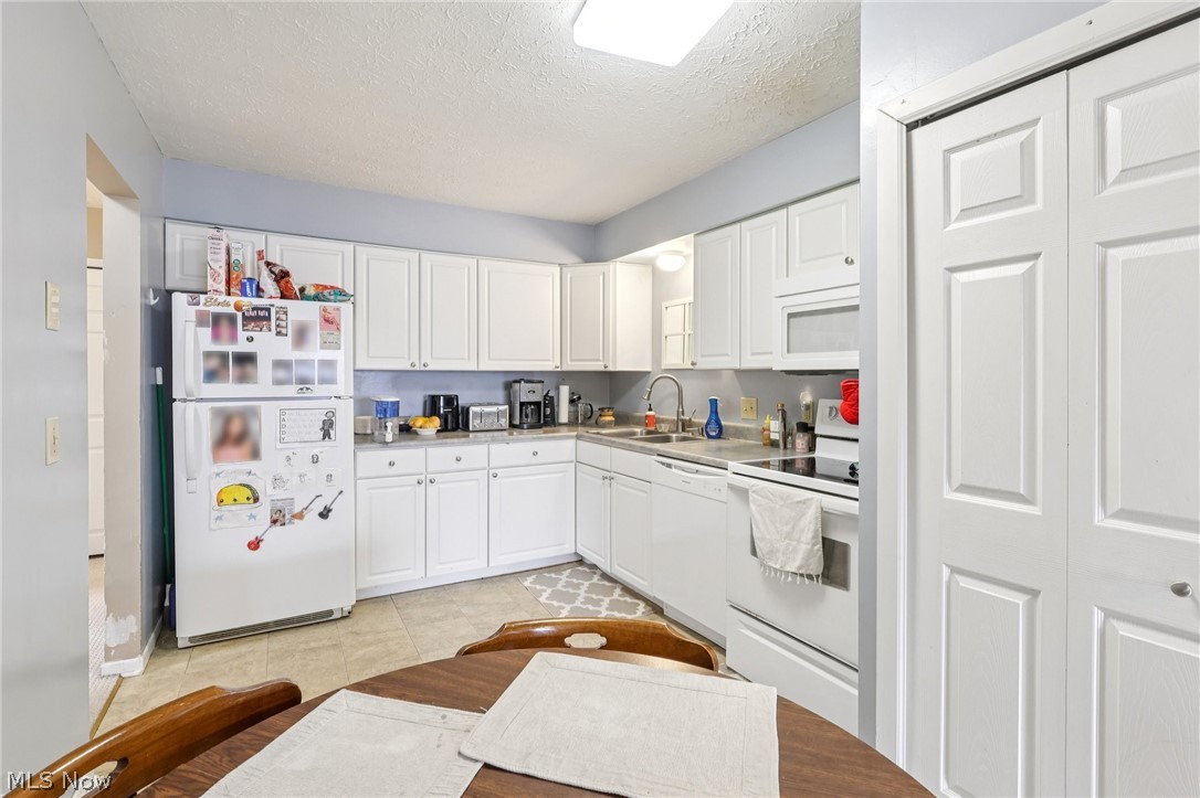 Portage Pointe - Residential