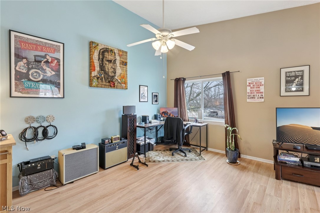 Portage Pointe - Residential