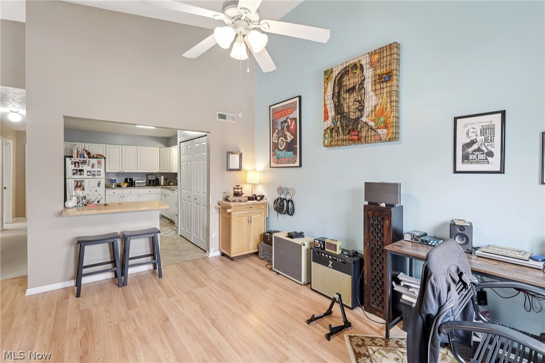 Portage Pointe - Residential