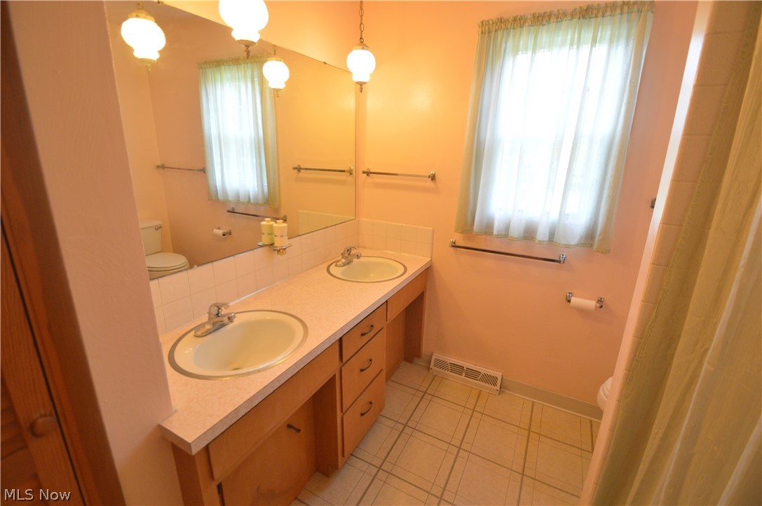 Howard Bader 01 - Residential