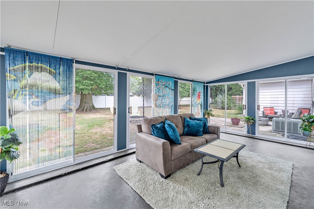 Dawson Blvd - Residential