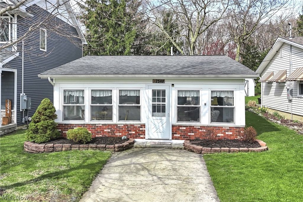 Photo of 2548 Bay Vista Drive, Lakeside Marblehead, OH 43440 (MLS # 5198925)