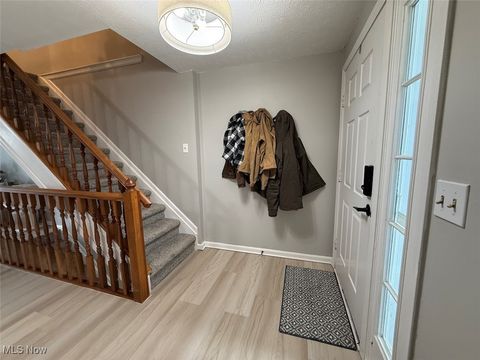 Tiny photo for 915 Sturbridge Drive, Medina, OH 44256 (MLS # 5179652)