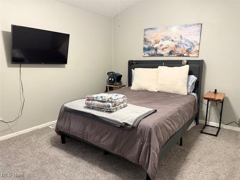 Tiny photo for 915 Sturbridge Drive, Medina, OH 44256 (MLS # 5179652)