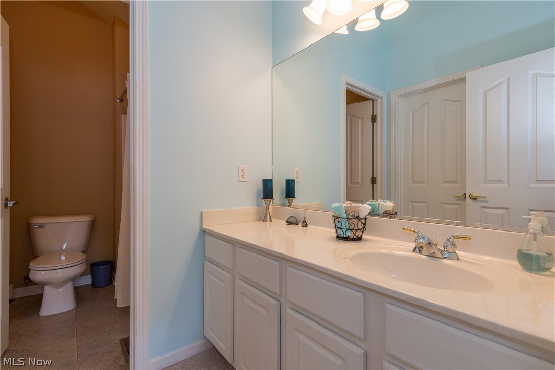 Lakes of Aurora - Residential