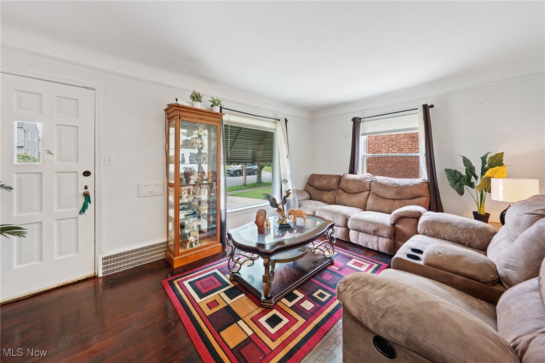 4122 W 57th Street