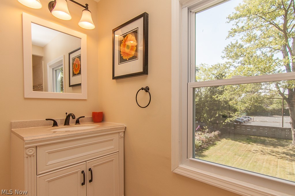 Lyndhurst Manor - Residential