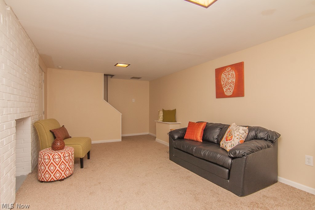 Lyndhurst Manor - Residential