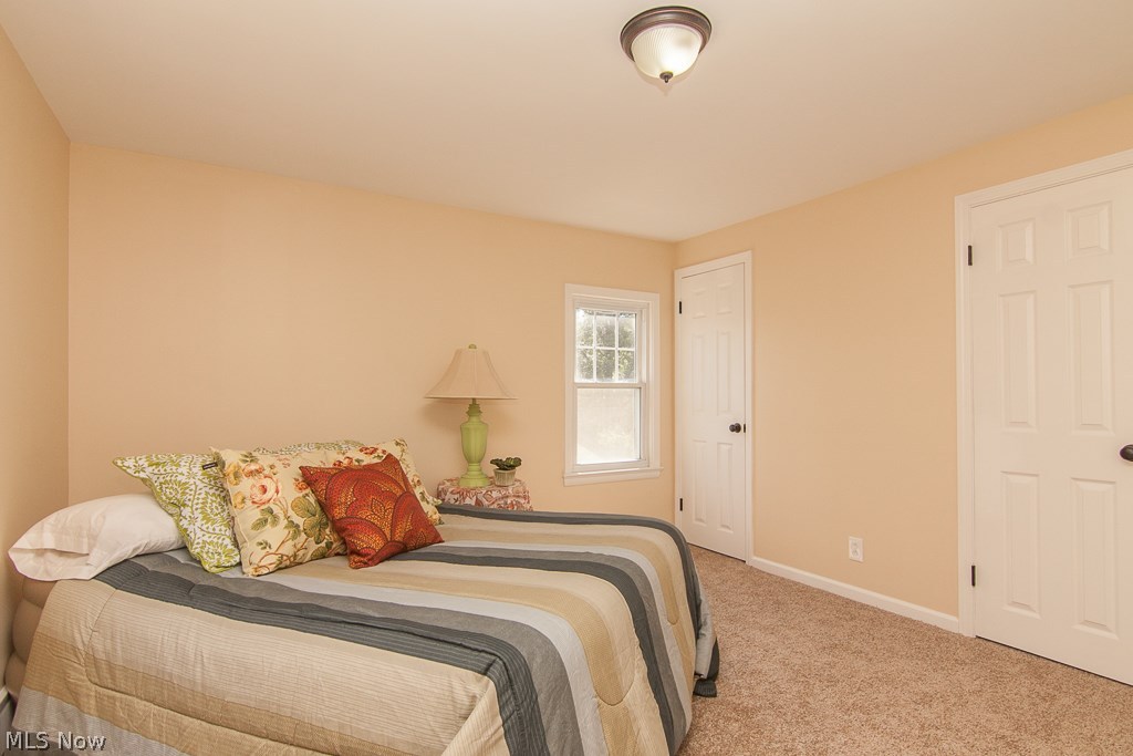 Lyndhurst Manor - Residential