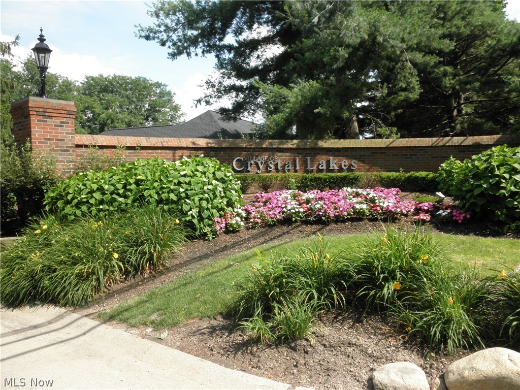 Village Crystal Lakes Condo - Residential