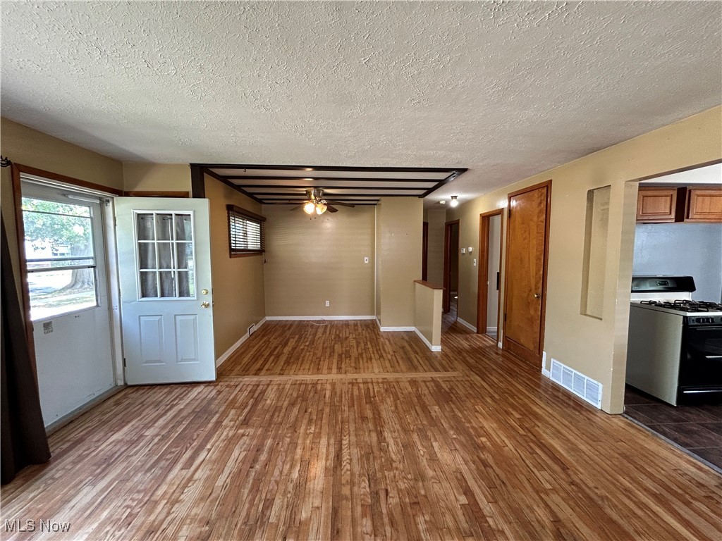 Oak Park Dev 09 - Residential Lease