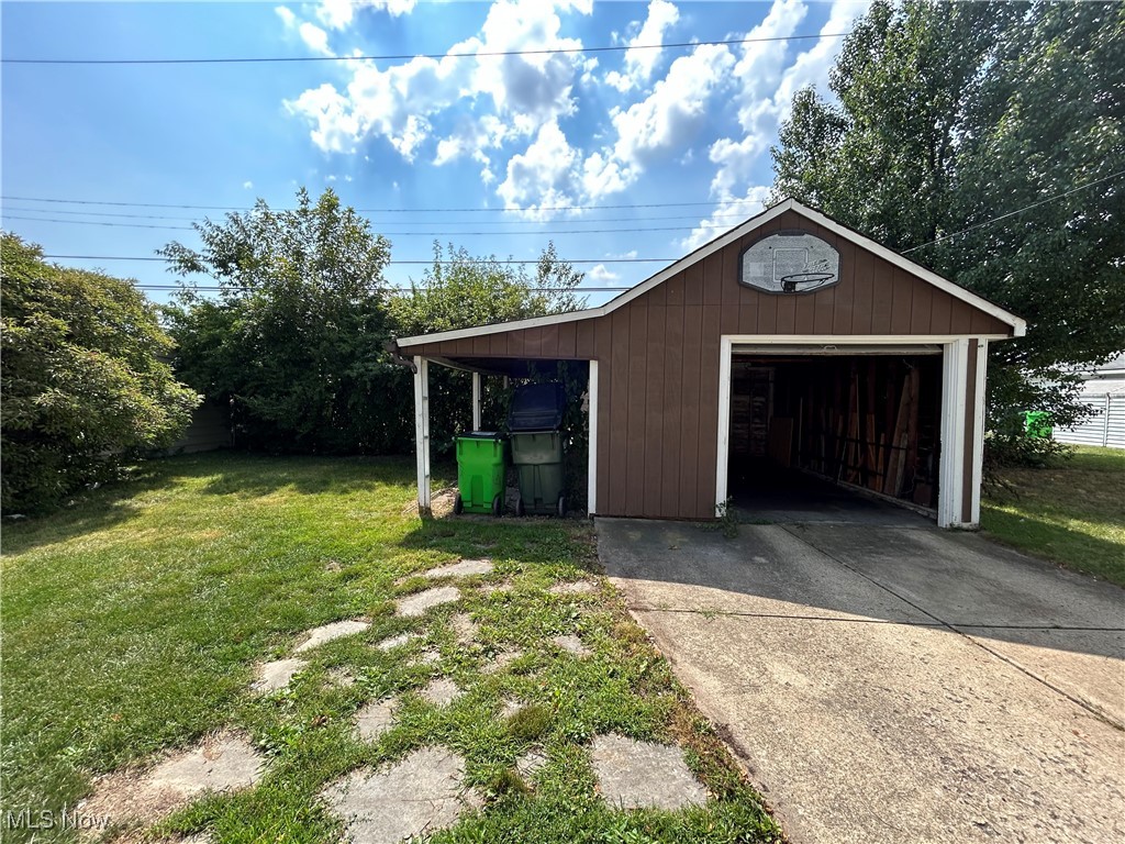 Oak Park Dev 09 - Residential Lease