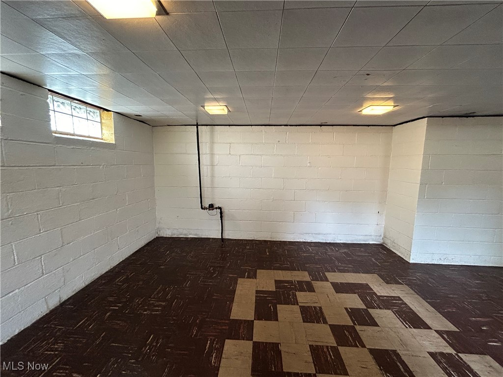 Oak Park Dev 09 - Residential Lease