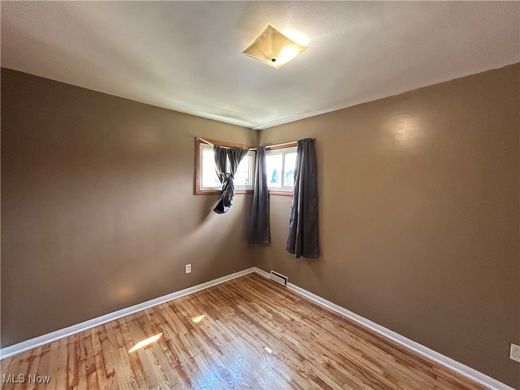 Oak Park Dev 09 - Residential Lease