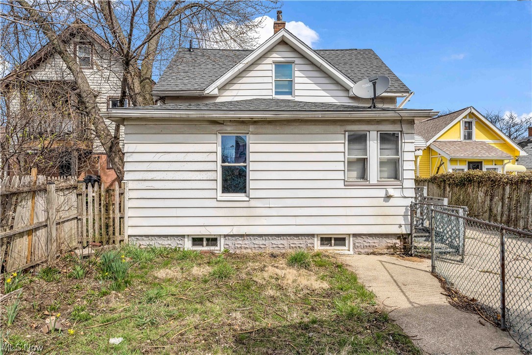 Euclid 16 - Residential