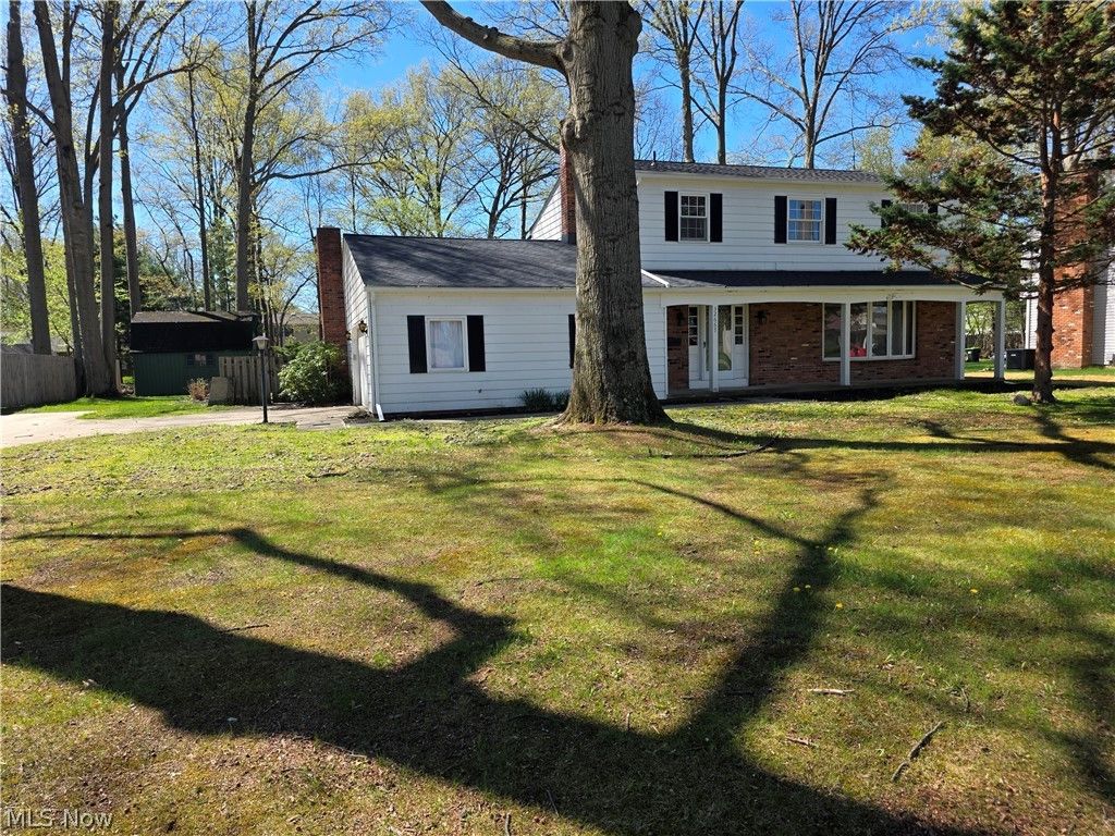 Photo of 32667 Carriage Lane, Avon Lake, OH 44012 (MLS # 5202593)
