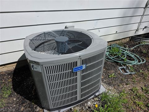 Tiny photo for 32667 Carriage Lane, Avon Lake, OH 44012 (MLS # 5202593)