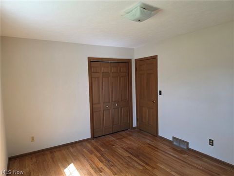 Tiny photo for 32667 Carriage Lane, Avon Lake, OH 44012 (MLS # 5202593)