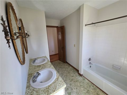 Tiny photo for 32667 Carriage Lane, Avon Lake, OH 44012 (MLS # 5202593)