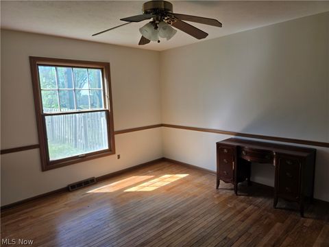 Tiny photo for 32667 Carriage Lane, Avon Lake, OH 44012 (MLS # 5202593)