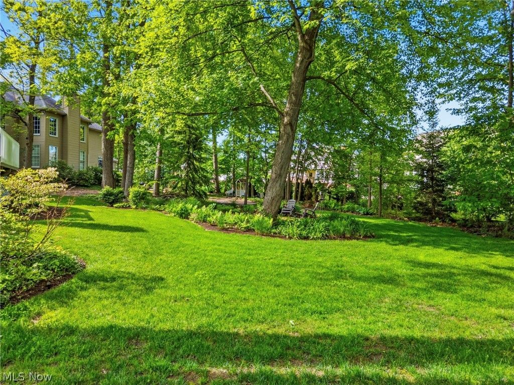 Photo of 6442 Meadowsweet Avenue NW, Canton, OH 44718 (MLS # 5213053)