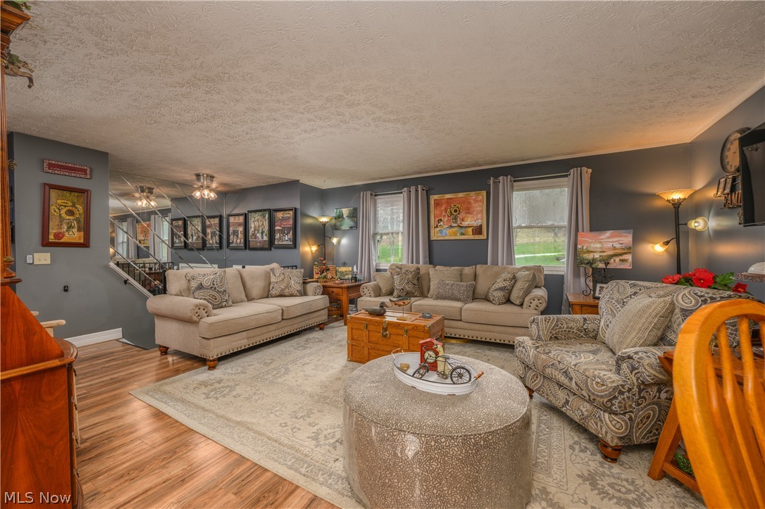 Impertus H Snyders Add - Residential