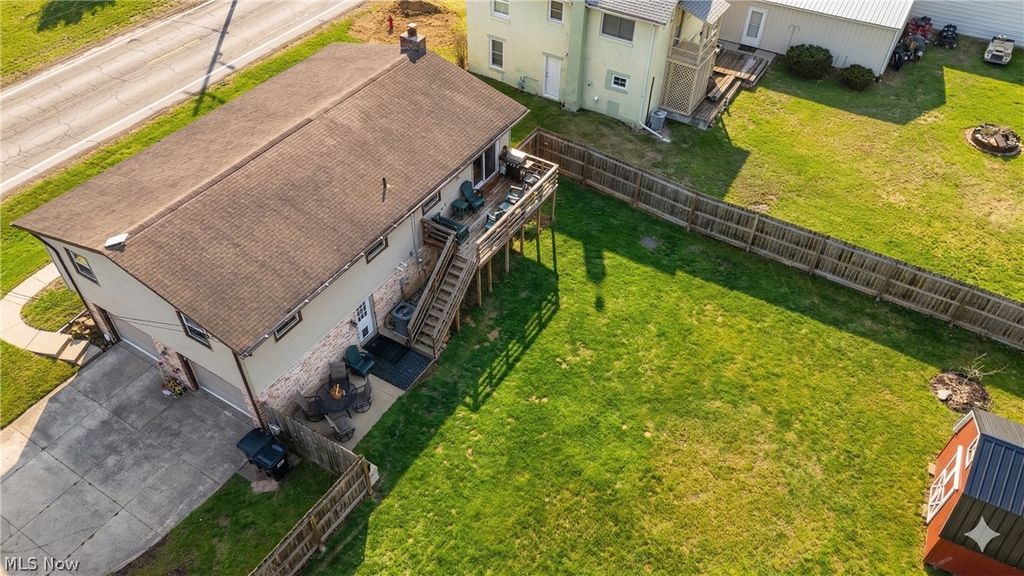 Photo of 390 Ross Drive, Waynesburg, OH 44688 (MLS # 5195328)