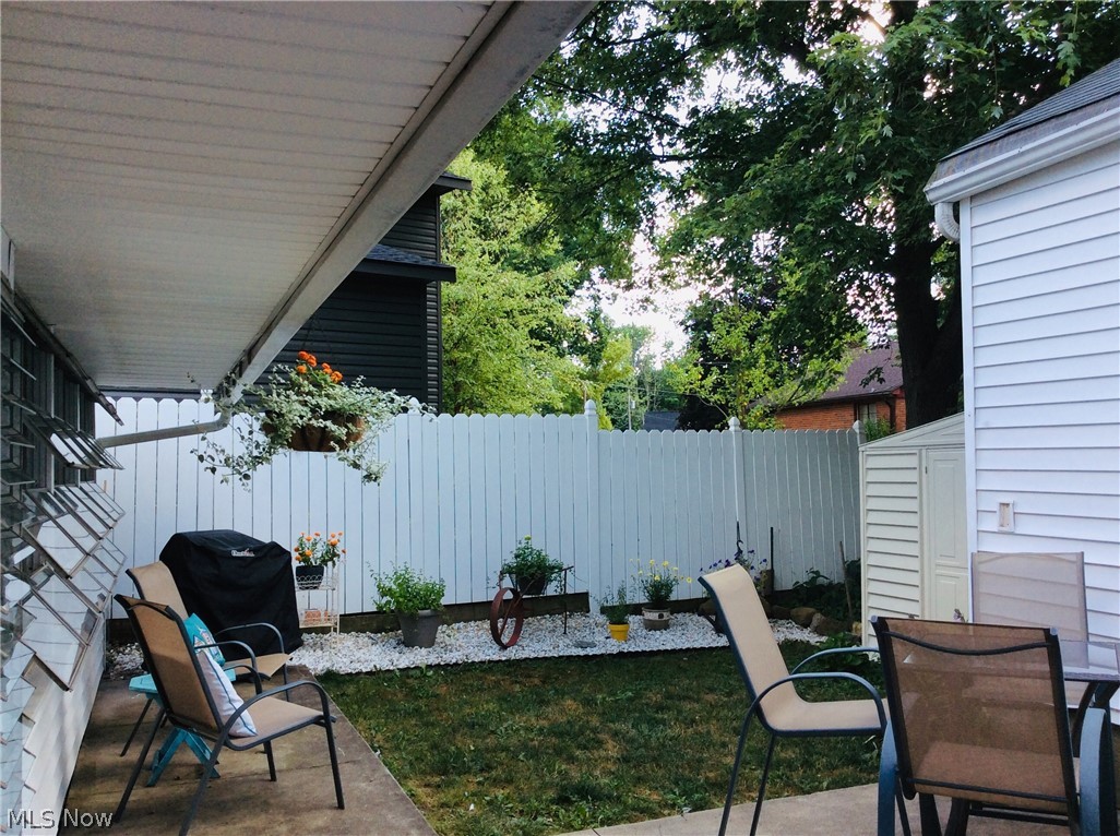 Village/Gloria Glens Park - Residential