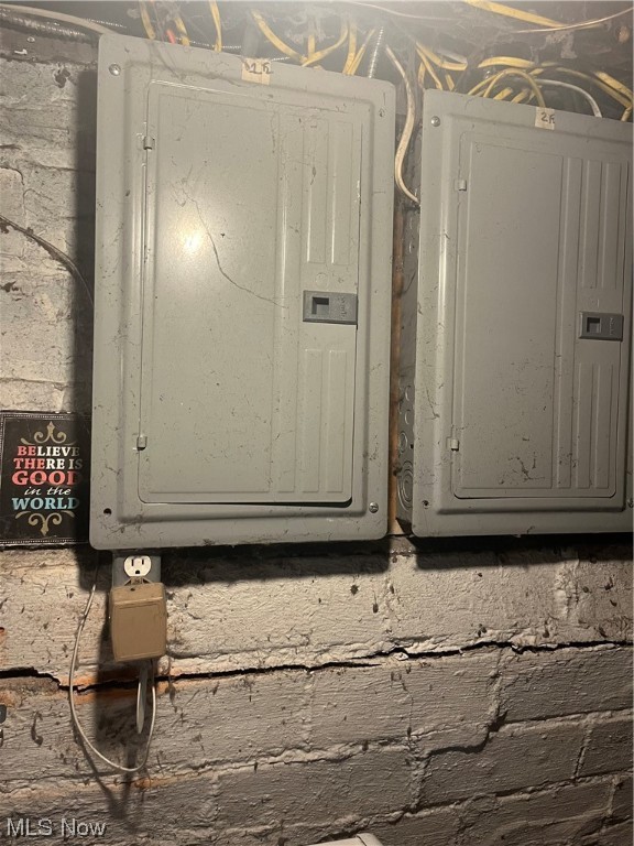 Adams Realty Companys 04 - Residential Income