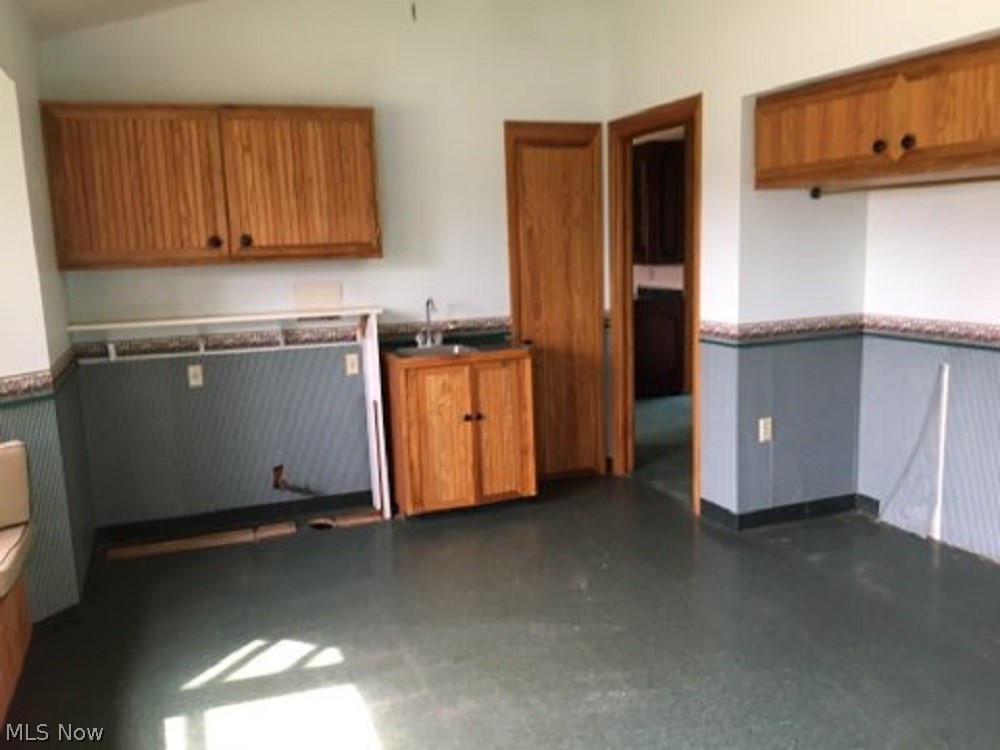 Valley Brook Vill - Residential