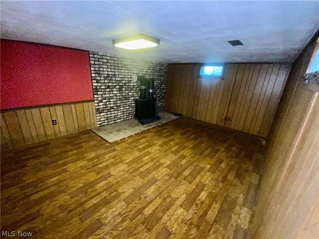 Whitewood Acres - Residential