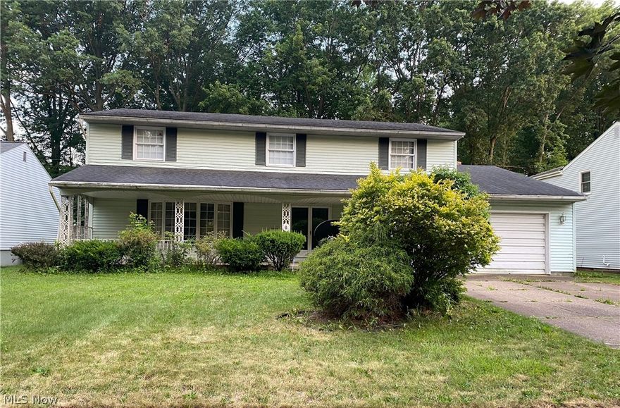 Spacious Diamond In The Rough Awaits! Calling All Renovators And Restoration Enthusiasts! This Spacious 5-Bedroom, 2.5-Bathroom Single-family Home Boasts Over 2,500 Square Feet Of Potential Waiting To Be Unleashed. While The Bones Are Good, This House Is Awaiting A Visionary Homeowner Or Investor To Restore It To Its Former Glory. Whether You're A Seasoned Contractor Or A DIY Dreamer, This Is Your Chance To Create Your Dream Home. Unleash Your Inner Designer And Create A Flowing Floor Plan Ideal For Modern Living. The Generous Room Sizes Offer Endless Possibilities For Customization. The Kitchen Is A Blank Canvas, Ready For Your Culinary Dreams To Take Form. Five Bedrooms Provide Ample Space For Families Of All Sizes, Or Dedicate A Room To Your Home Office, Gym, Or Hobby Haven. While The Property Requires Renovations, The Potential For A Stunning Result Is Undeniable. 319 Michigan Ave Is More Than Just A Home, It's An Opportunity. This Property Provides Significant Potential For Value Appreciation. Conveniently Located Near Schools, Shopping, And Parks. Commuters Will Appreciate The Proximity To Major Highways, Making Travel To Cleveland And Surrounding Areas A Breeze. Don't Wait, Schedule A Showing Today!