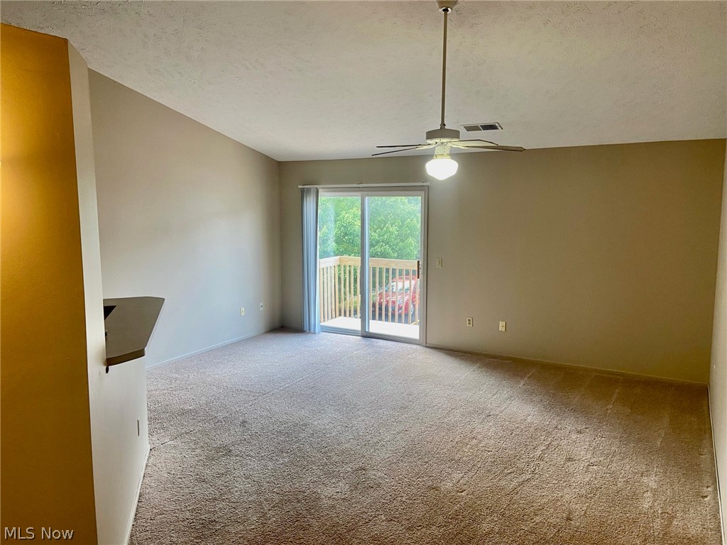 Brookledge Commons Condos - Residential Lease