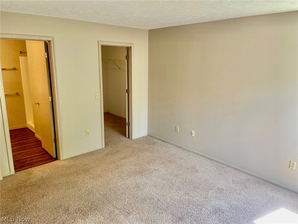 Brookledge Commons Condos - Residential Lease