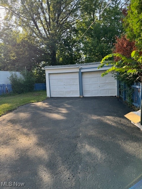 Crestmore - Residential