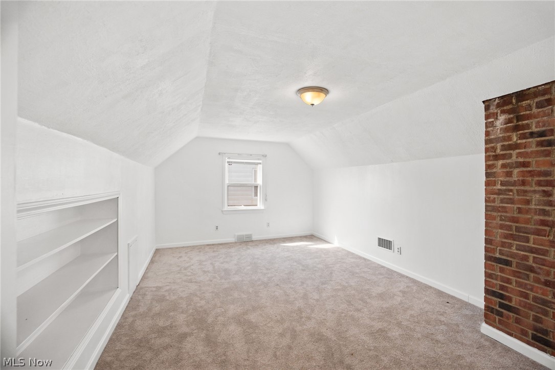 Engmer Realty & Investment C - Residential Lease