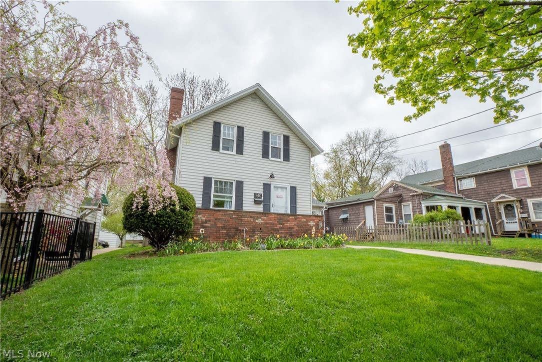 Medina - Residential