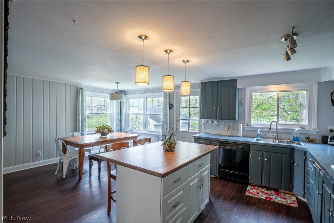 Medina - Residential