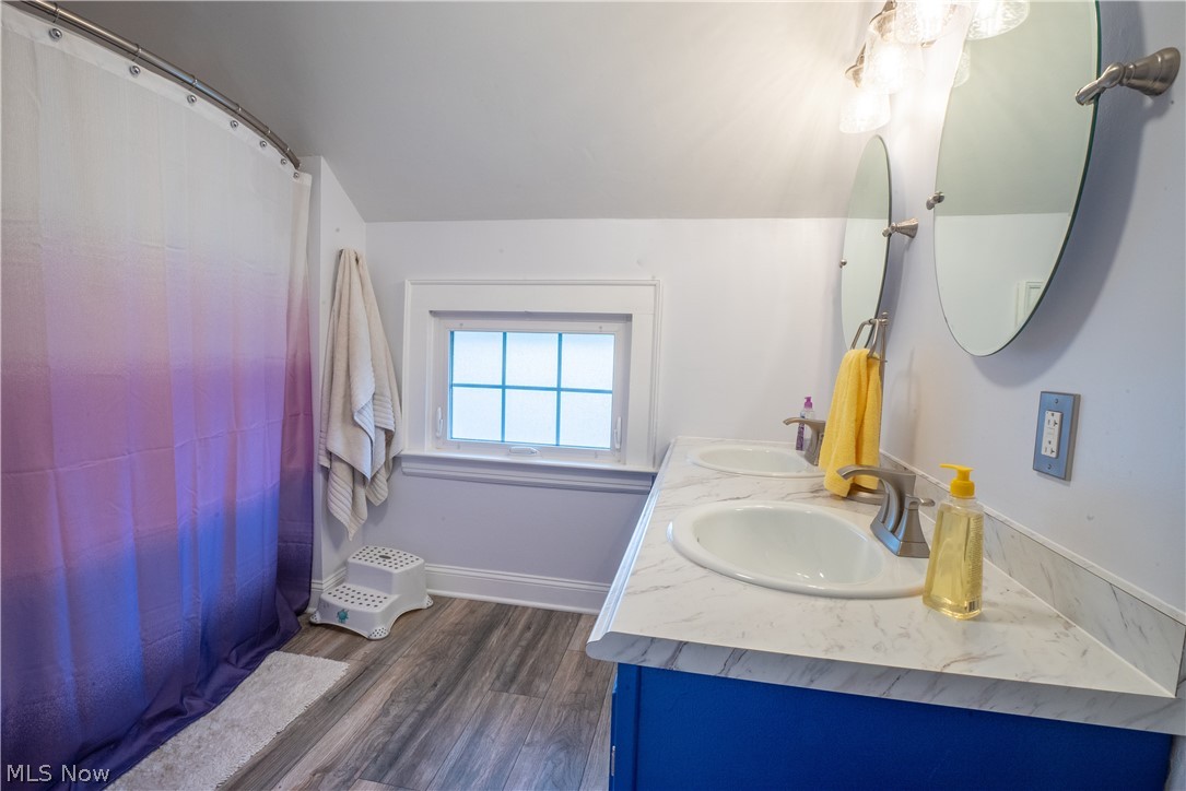 Medina - Residential