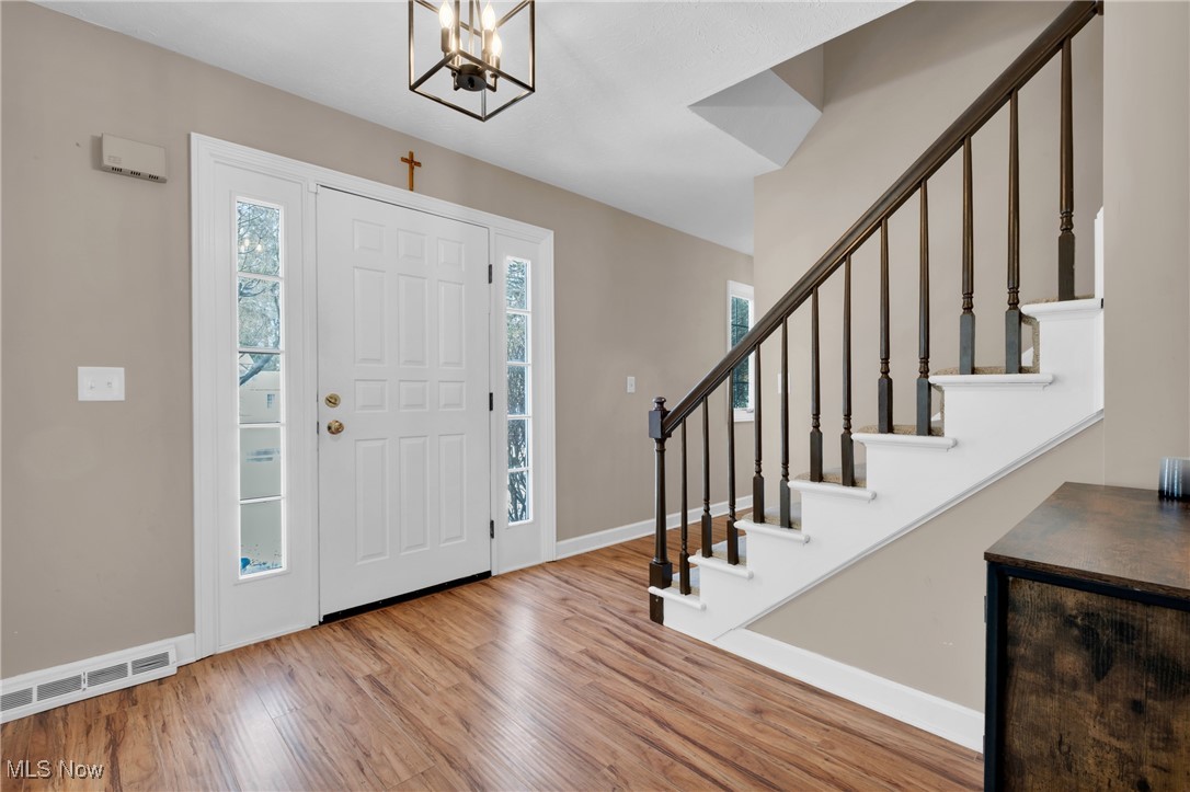 115 Southwyck Drive, Chagrin Falls, Ohio image 2