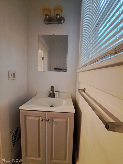 Tiny photo for 709 McKinley Avenue, Cambridge, OH 43725 (MLS # 5243254)